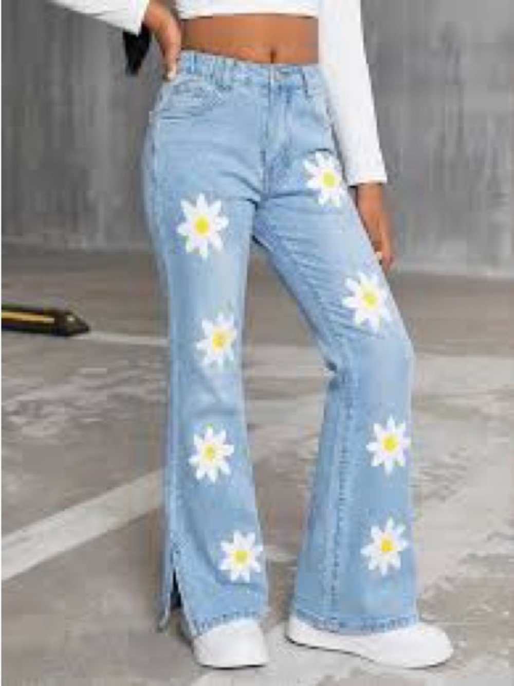 SHEIN Light Blue Denim Daisy Embroidered Flare Jeans Bellbottoms Girls sz 9Y